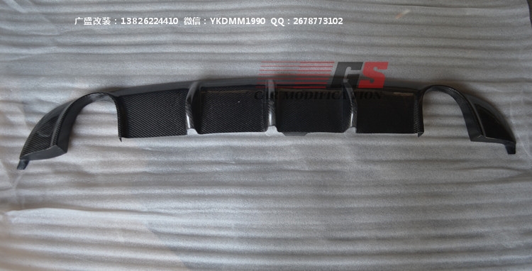福特新?？怂箖蓭难b刀鋒版碳纖維后唇后擾流小包圍排氣管大包圍