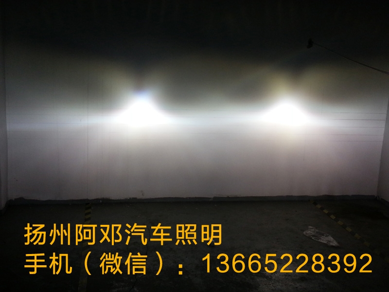寶馬X5改裝博世21麻點(diǎn)透鏡