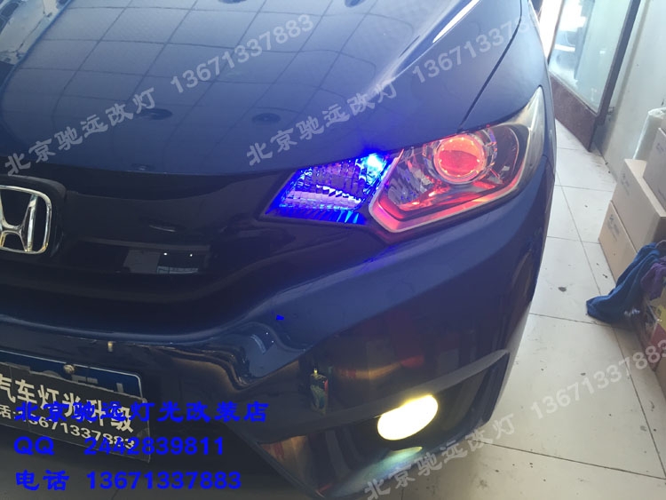 新飛度車燈改裝升級(jí) 奧迪Q5小糸透鏡