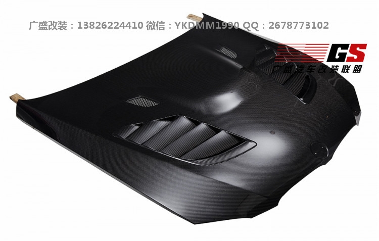 寶馬E92 M3改裝VARIS款碳纖維引擎蓋機(jī)蓋 尾翼大包圍小包圍前后唇