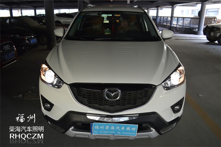 福州汽車改燈 兩輛馬自達(dá)CX-5改裝氙氣燈海拉三雙光透鏡 福州榮海照明
