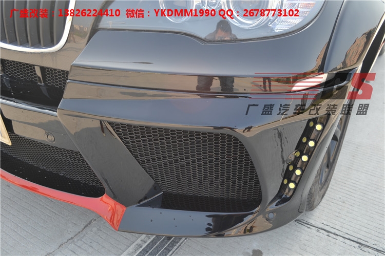 BMW寶馬X6 E71改裝LUMMA寬體大包圍碳纖維機(jī)蓋后唇四出排氣管尾翼