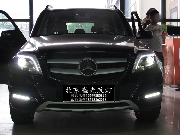 北京改燈 奔馳GLK300升級原廠智能隨動氙氣大燈 北京無界汽車服務(wù)