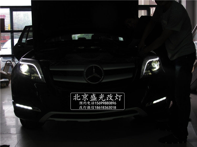 北京改燈 奔馳GLK300升級原廠智能隨動氙氣大燈 北京無界汽車服務(wù)