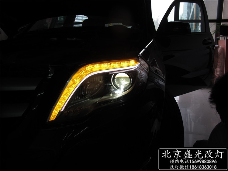 北京改燈 奔馳GLK300升級原廠智能隨動氙氣大燈 北京無界汽車服務(wù)
