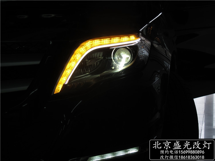 北京改燈 奔馳GLK300升級原廠智能隨動氙氣大燈 北京無界汽車服務(wù)