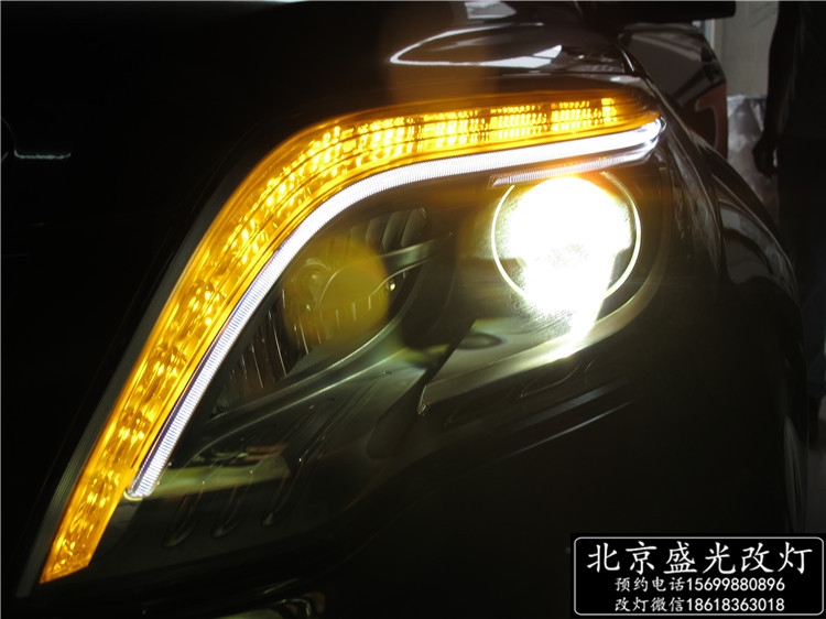 北京改燈 奔馳GLK300升級原廠智能隨動氙氣大燈 北京無界汽車服務(wù)