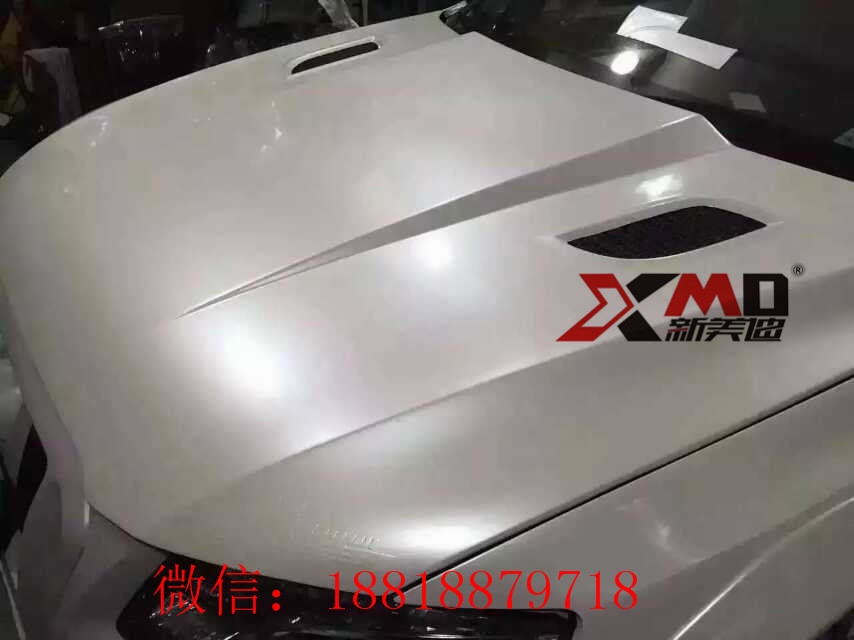 奧迪Q5改裝碳纖維開孔機(jī)蓋。散熱。通風(fēng)。工廠直銷