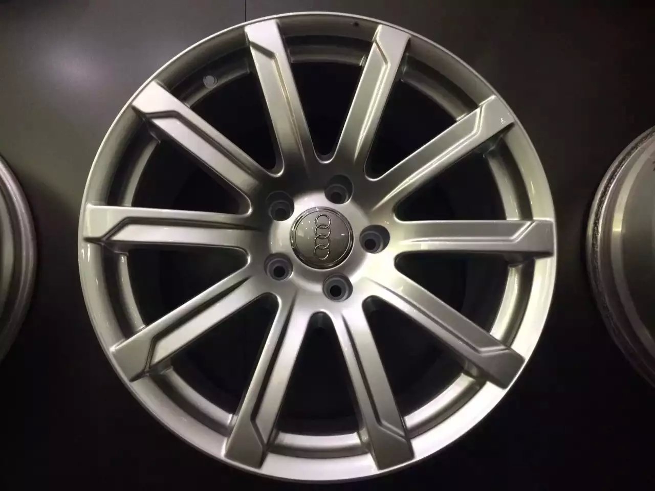 Q7 原裝20寸，合裝 Q7 途銳 卡宴升級(jí)，二手現(xiàn)貨