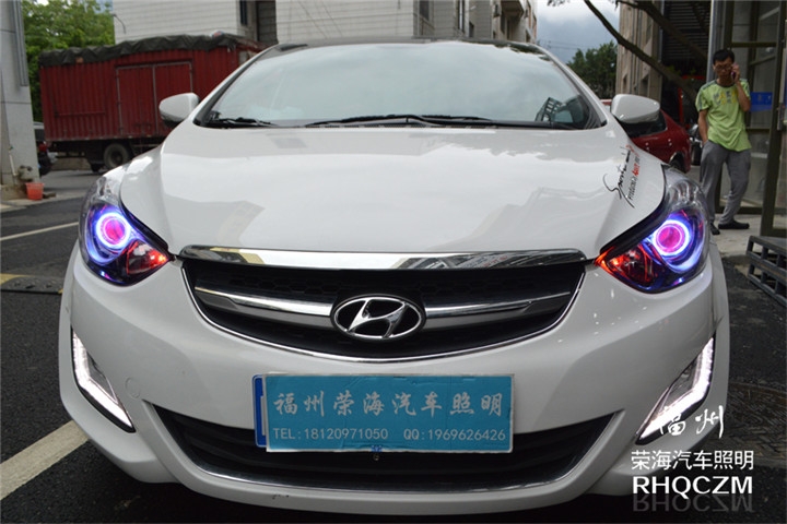 福州汽車大燈改裝 現(xiàn)代朗動車燈改裝氙氣燈歐標(biāo)Q5雙光透鏡 福州榮海照明