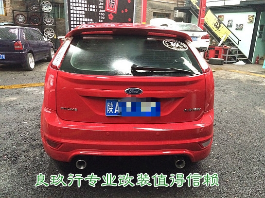 【西安汽車改裝-良玖行】?？怂梗t色）胎鈴、包圍、排氣升級