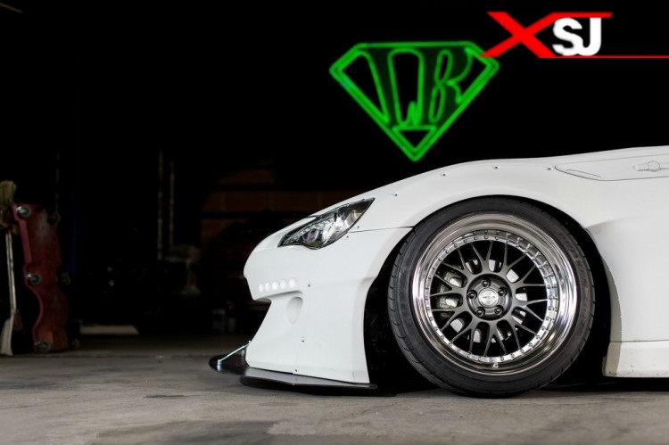 豐田GT86改裝寬體二代大包圍 火箭兔寬體二代包圍