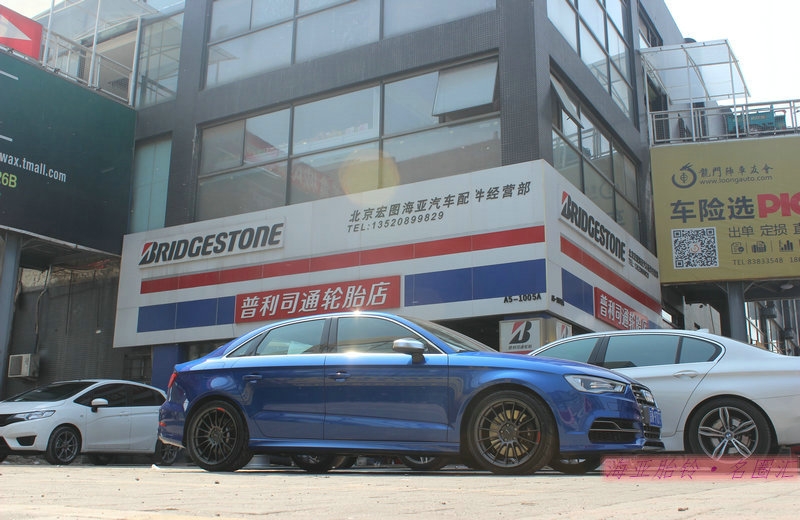 鋼炮S3換裝ENKEI RS05RR 競技血統(tǒng)輪轂