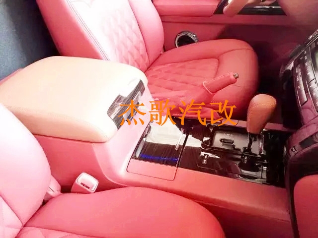豐田酷路澤內(nèi)飾個(gè)性改裝