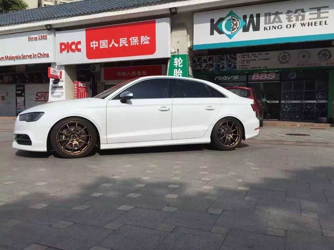 RAYS ZE40上身奧迪S3 減輕簧下質(zhì)量
