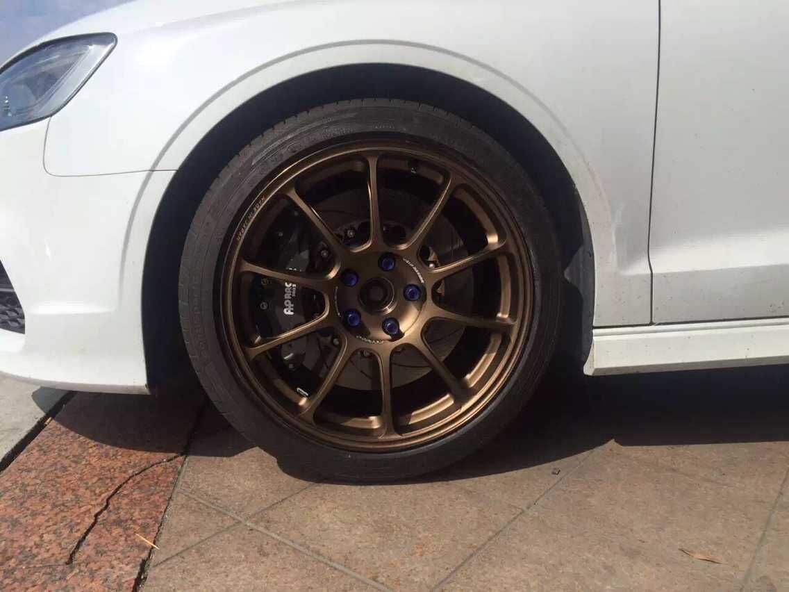 RAYS ZE40上身奧迪S3 減輕簧下質(zhì)量