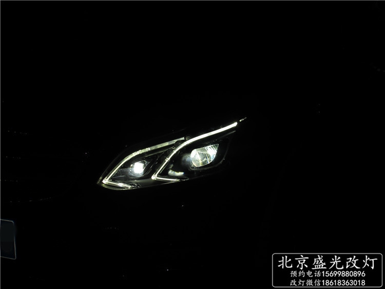 奔馳E200/E260/E320改原廠豪華智能隨動LED照明大燈