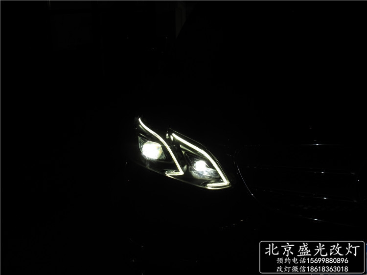 奔馳E200/E260/E320改原廠豪華智能隨動LED照明大燈