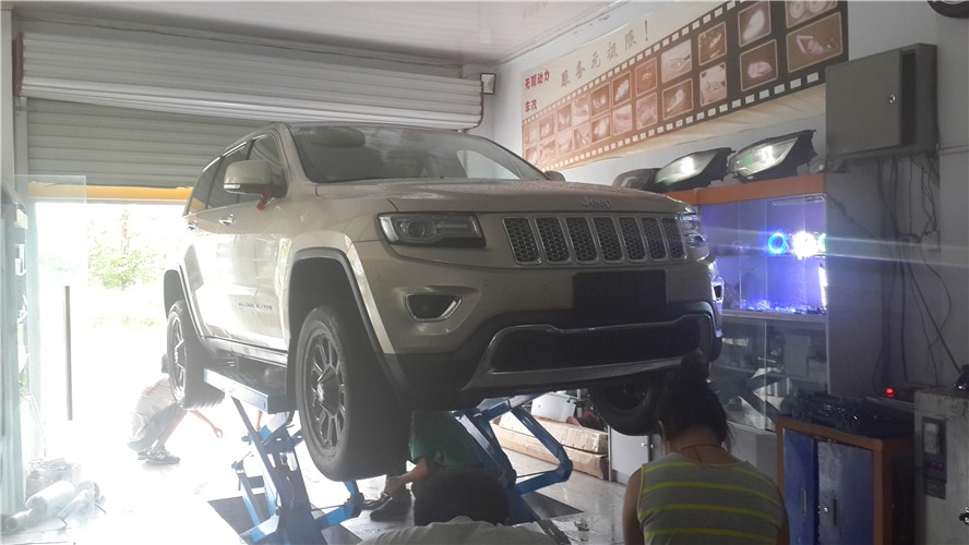 濰坊改排氣，濰坊汽車改裝排氣，切諾基改裝芒果排氣