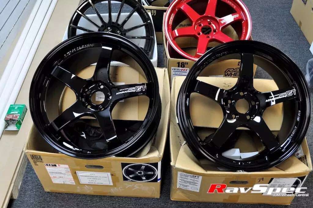 ADVAN GT 鍛造 18寸112 高爾夫 R20
