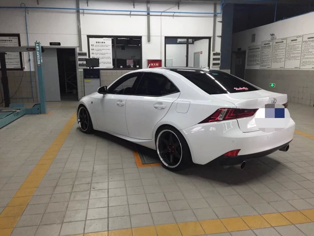 感謝車主發(fā)來裝車美圖：IS 裝 TTA 19寸