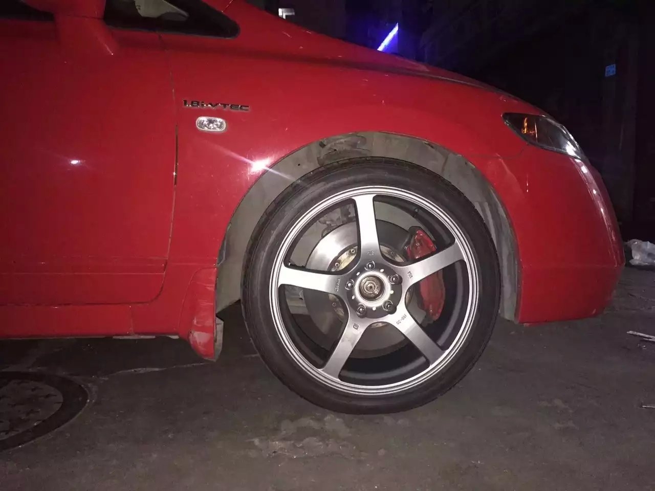 昨晚裝車：思域，裝18寸 鍛造