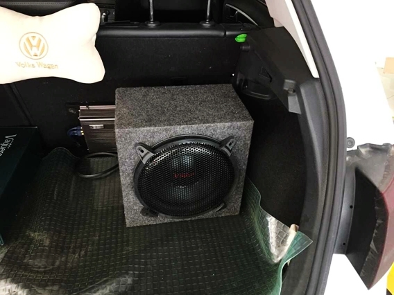 佛山途歌汽車影音：大眾高爾夫7音響改裝牧童音響，打造醉人聲音