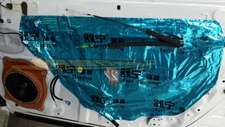 中山汽車音響改裝.凌志的微笑——雷克薩斯ES300h汽車音響改裝