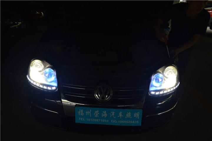 福州改日行燈 福州大燈速騰車燈升級(jí)小糸安定歐司朗氙氣燈 福州榮海汽車照明