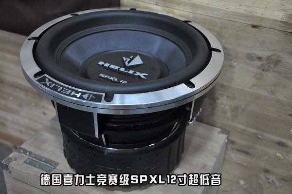 長(zhǎng)沙城市樂酷長(zhǎng)沙奧迪A6L汽車音響改裝升級(jí)德國(guó)喜力士猛獸超級(jí)12寸低音!