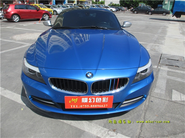 寶馬Z4貼膜改顏色 全車改色施工美國艾利小珠光金屬亮藍(lán)