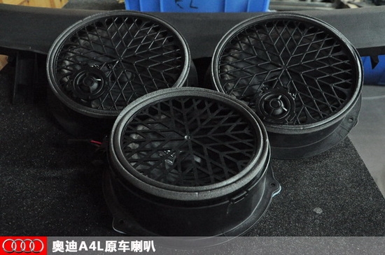 【長(zhǎng)沙城市樂(lè)酷】長(zhǎng)沙奧迪A4汽車(chē)音響改裝隔音升級(jí)德國(guó)喜力士C62C頂級(jí)兩分頻!