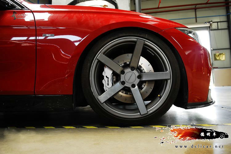 大連改裝寶馬328i Brembo剎車換裝alcon剎車德利車