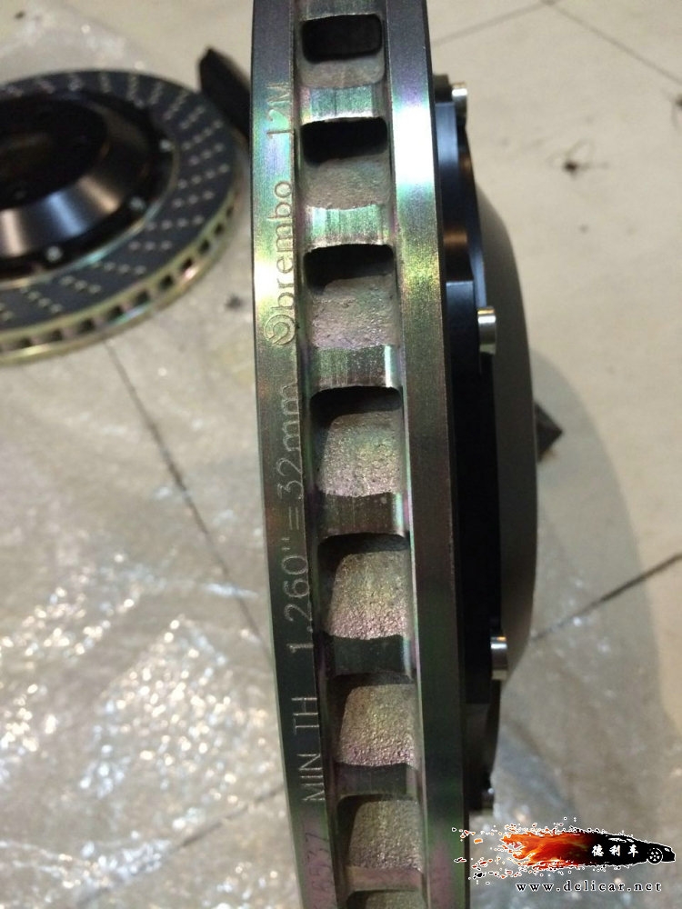 大連改裝寶馬GT5改brembo GT剎車德利車