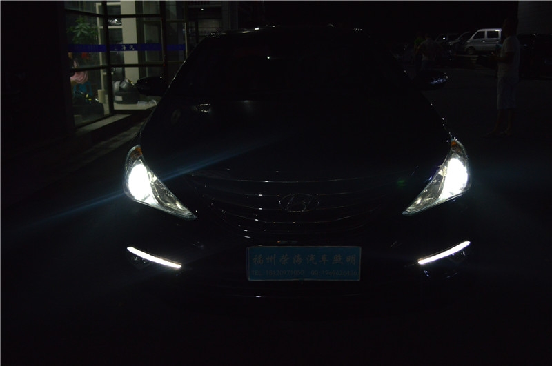 福州汽車燈光升級 現(xiàn)代索八大燈改裝奧迪Q5雙光透鏡歐司朗氙氣燈 福州榮海汽車照明