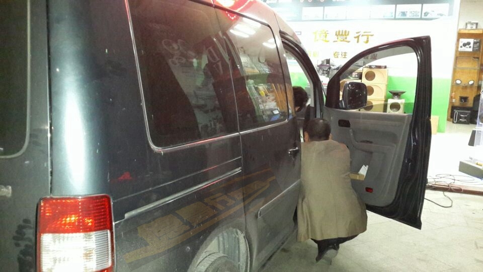 中山億豐行汽車音響改裝.柴油的瘋狂——大眾福迪卡仕達(dá)專車專用導(dǎo)航