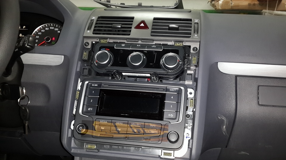 中山億豐行汽車音響改裝.SUV的顧慮——大眾途安科駿達專車專用導(dǎo)航
