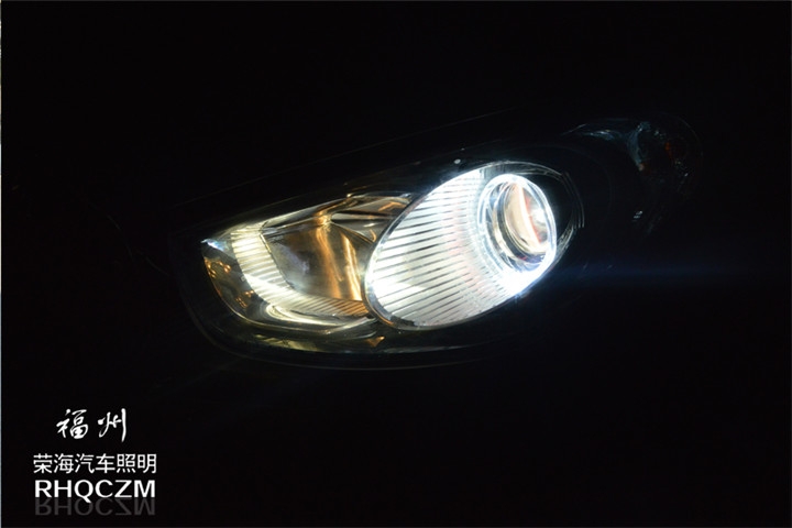 福建福州車燈改裝 現(xiàn)代IX35汽車大燈改裝氙氣燈海拉五雙光透鏡 福州榮海汽車照明