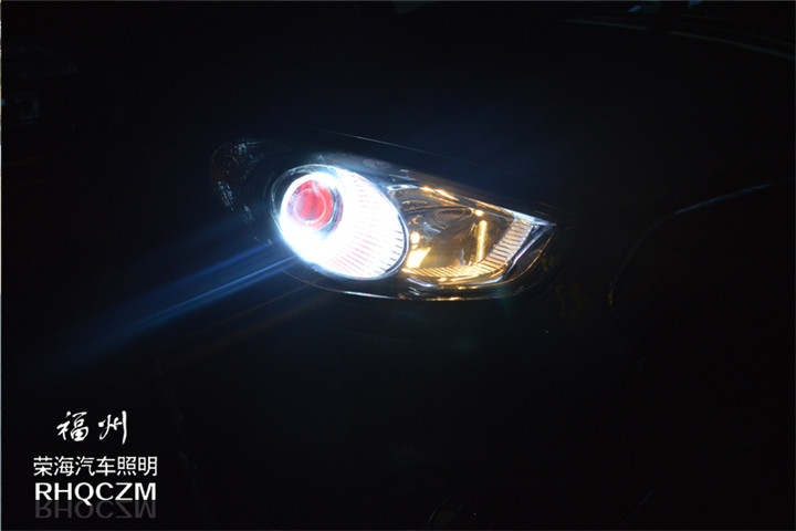 福建福州車燈改裝 現(xiàn)代IX35汽車大燈改裝氙氣燈海拉五雙光透鏡 福州榮海汽車照明