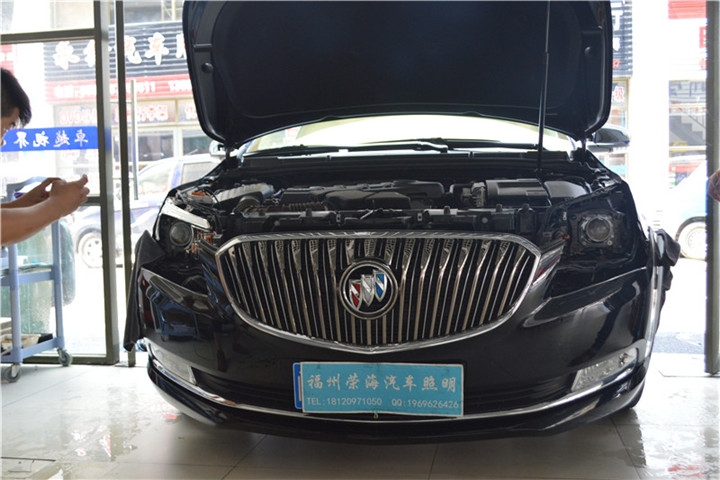 福州大燈升級 別克君越車燈改裝氙氣燈極品海拉五雙光透鏡 福州榮海汽車照明
