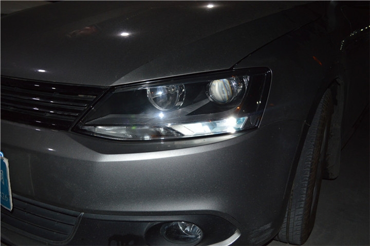 福建福州改燈 大眾速騰改裝氙氣燈海拉雙光透鏡 福州榮海汽車照明