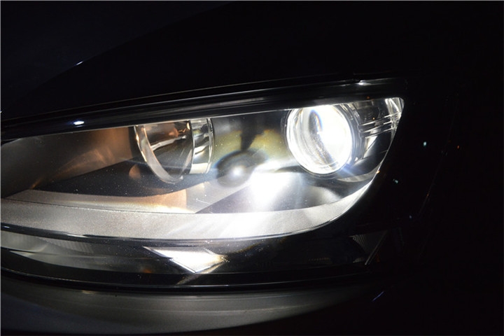 福建福州改燈 大眾速騰改裝氙氣燈海拉雙光透鏡 福州榮海汽車照明