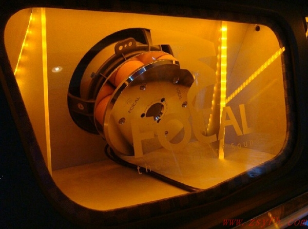 億豐行汽車影音&汽車音響的功率放大機構(gòu)及揚聲器介紹