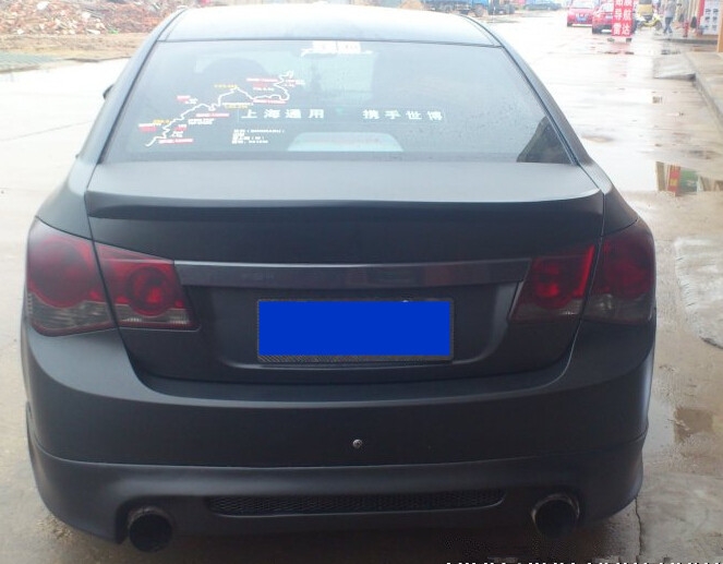 濰坊汽車改色貼膜，濰坊車身改色，科魯茲亞光黑改色作業(yè)展示