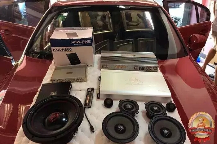 蘇州道聲汽車(chē)音響改裝店寶馬320&意大利PHD MF6.3三分頻套裝，烈日音頻強(qiáng)勢(shì)來(lái)襲