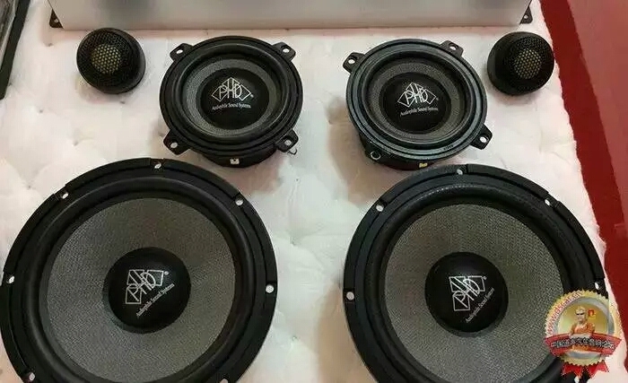 蘇州道聲汽車(chē)音響改裝店寶馬320&意大利PHD MF6.3三分頻套裝，烈日音頻強(qiáng)勢(shì)來(lái)襲