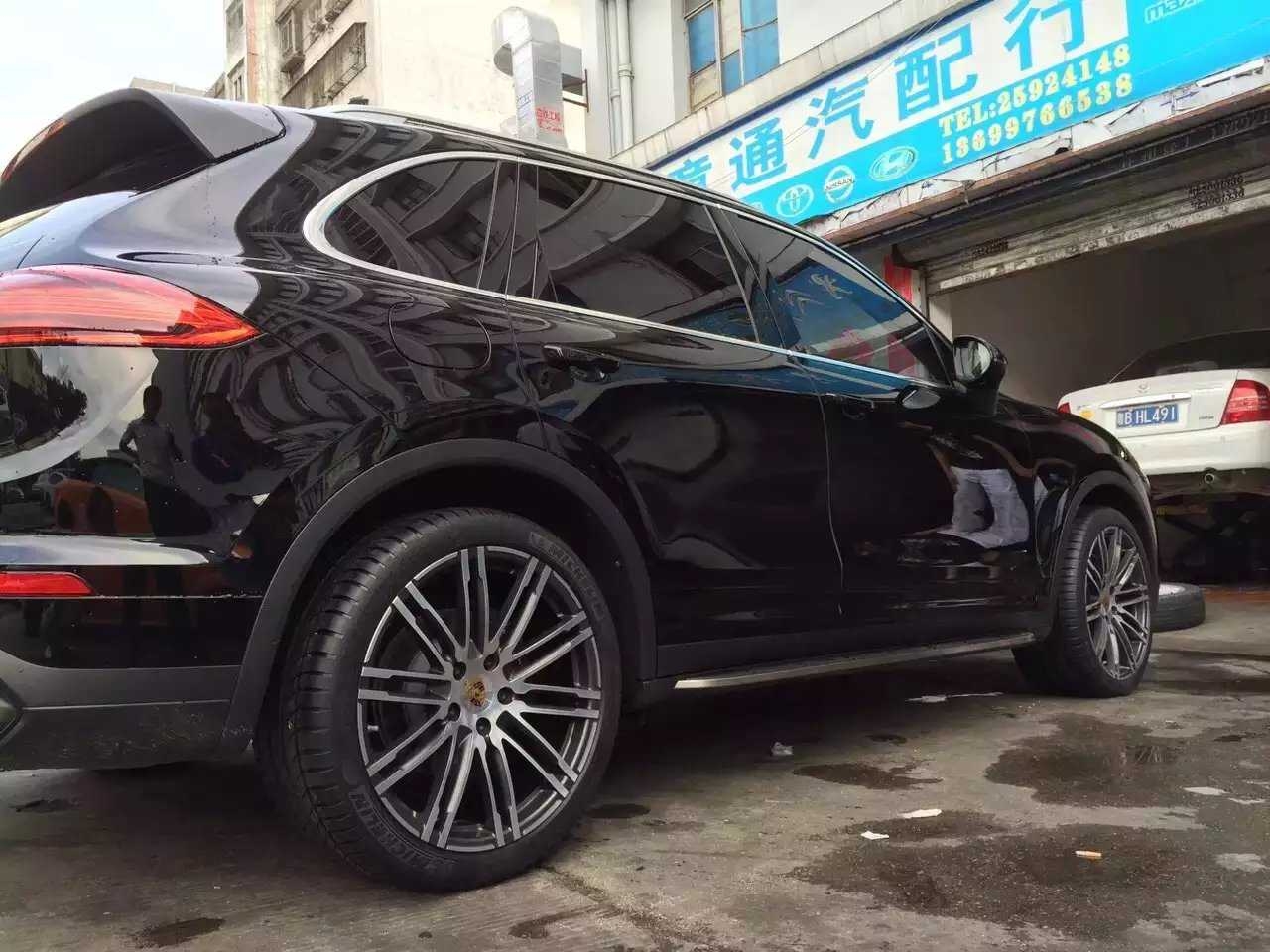 卡宴，升級 21寸 原裝，效果給力！