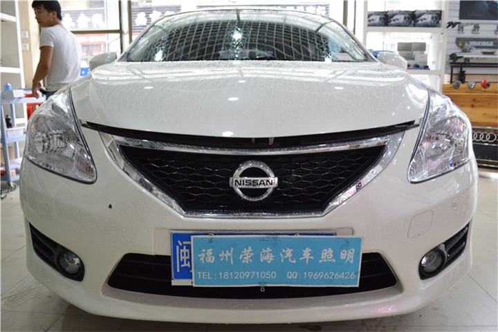 福州改燈店 新奇駿車燈改裝氙氣燈海拉雙光透鏡日行燈 福州榮海汽車照明