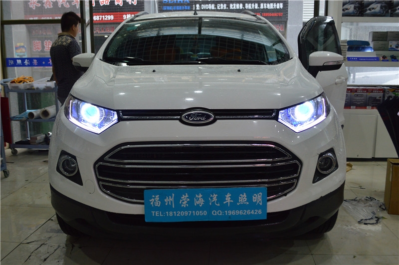 福州汽車大燈改裝 福特?？怂管嚐舾难b氙氣燈海拉三雙光透鏡 福州榮海汽車照明