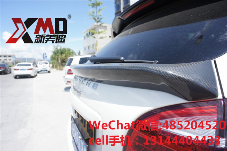 保時捷卡宴958改LUMMA 六出排氣款碳纖維機(jī)蓋尾翼